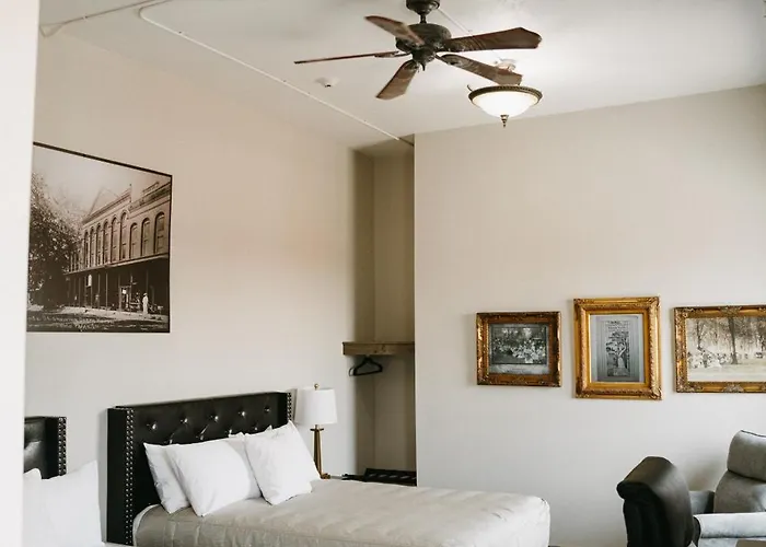 Motel Bricktown